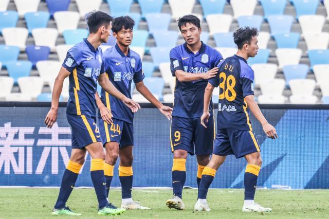 开云体育注册-【2022中超总结之广州城】扛着困难上演奇迹逆袭