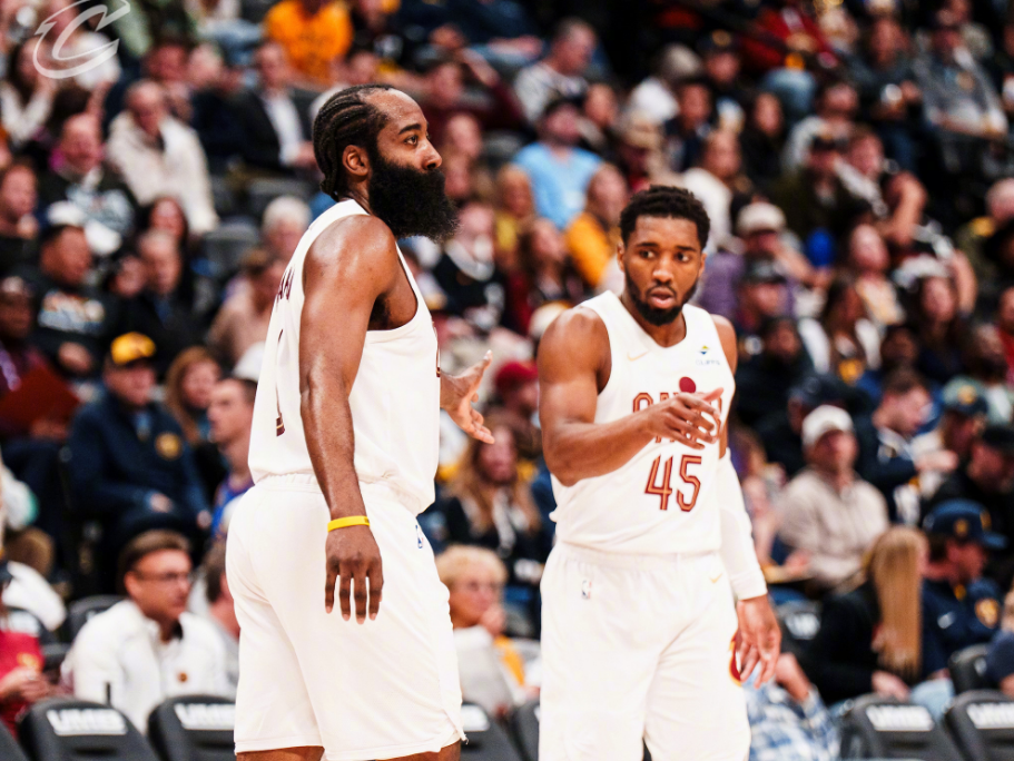 开云体育注册-魔术vs骑士前瞻：一场势均力敌的较量，狭路相逢勇者胜