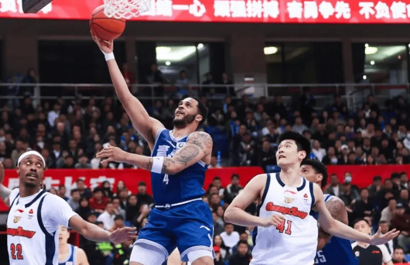 kaiyun-青岛男篮总结比赛：最后时刻连续出现失误，追分无望